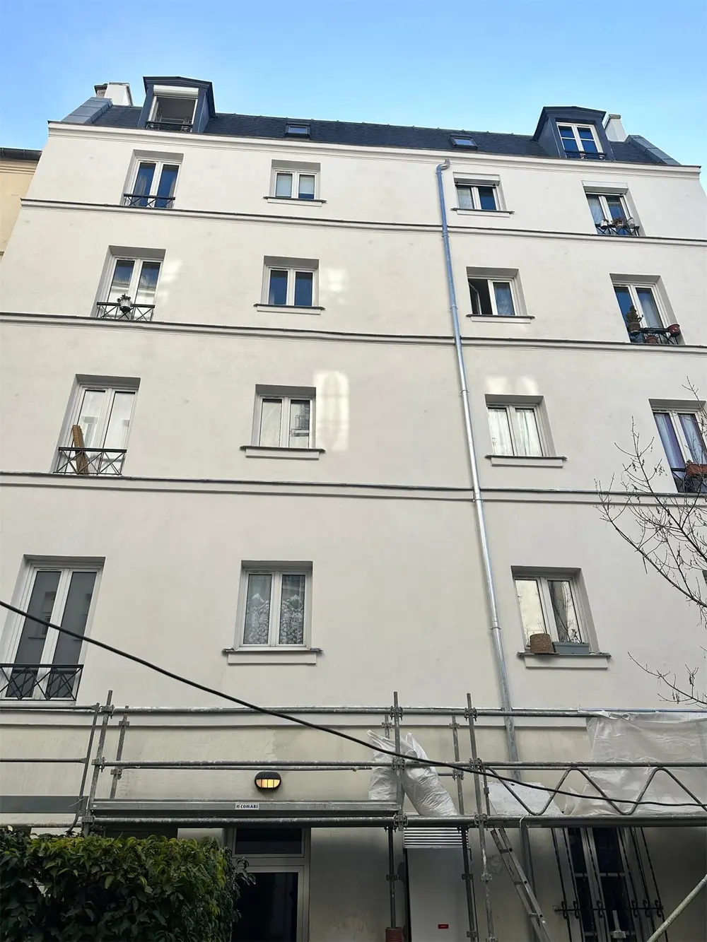 Façade sur cour en cours de travaux — Paris 8e, Madeleine